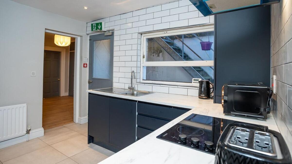 1 Bdr Apartment At Queens Uni By Belfast City Breaks Exteriör bild